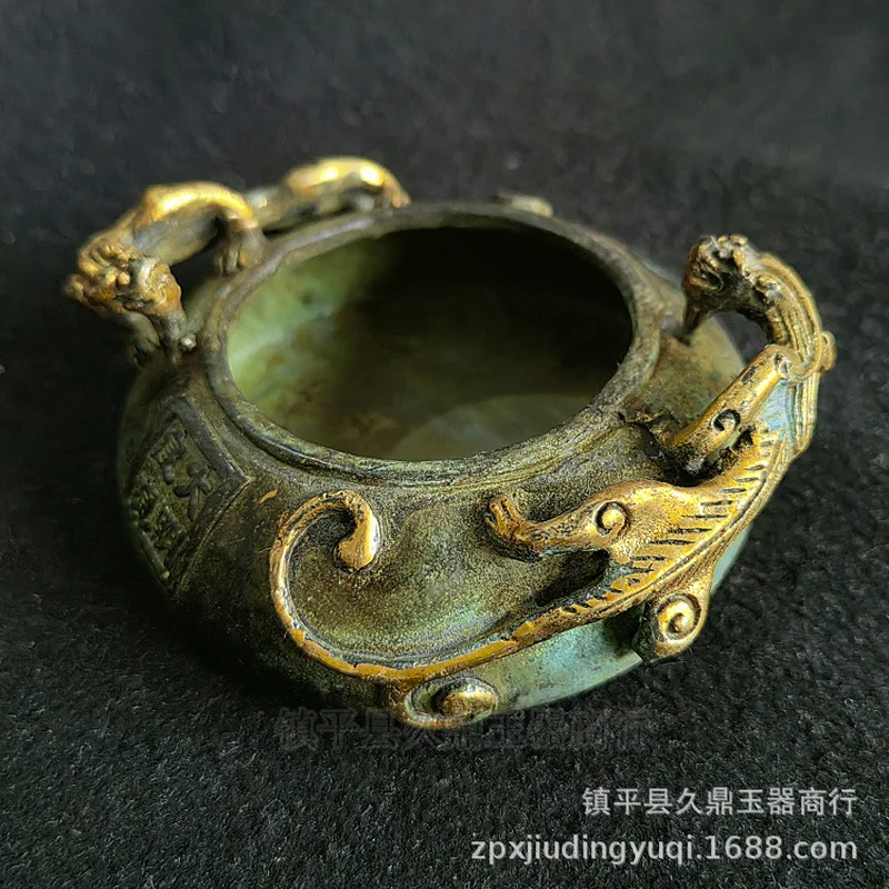 Antique copper crafts, brass gecko, gilded, small decorative piece, vintage-style pen washer.