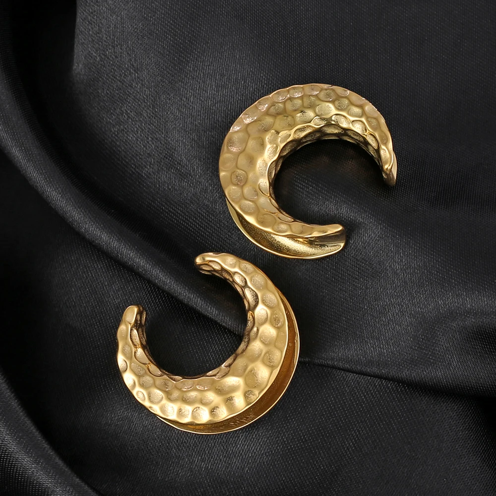 Twolobes 2PCS Moon Saddle Plug Expansions Tunnel Gauges Stretched Lobe Ear Piercing Women Body Jewelry Stainless Steel Dilations