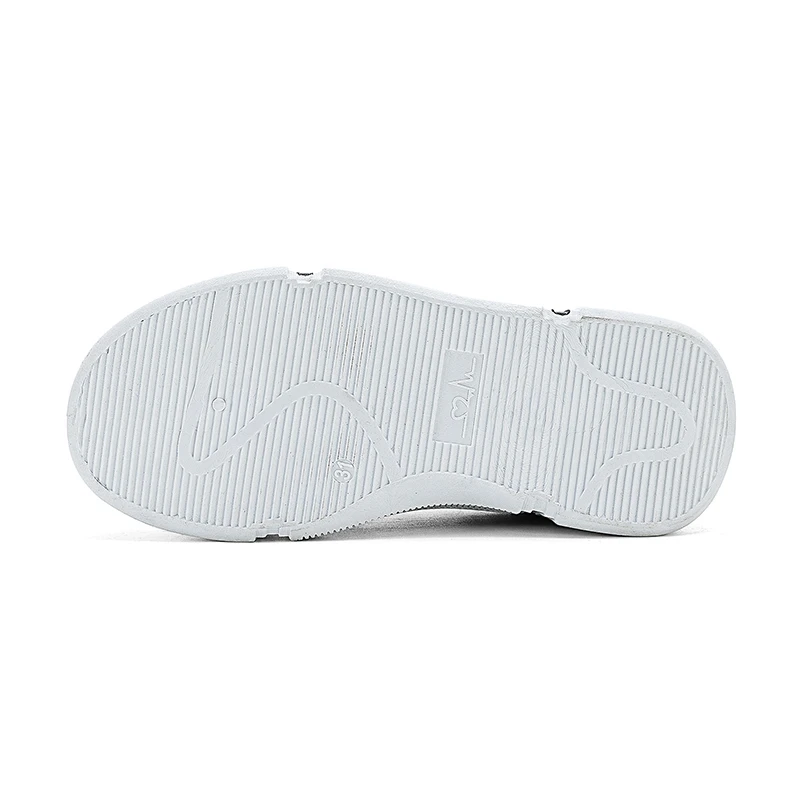 Children\'s skateboard shoes spring and autumn new thick soles all the fashion shoes breathable cushioned non-slip casual shoes