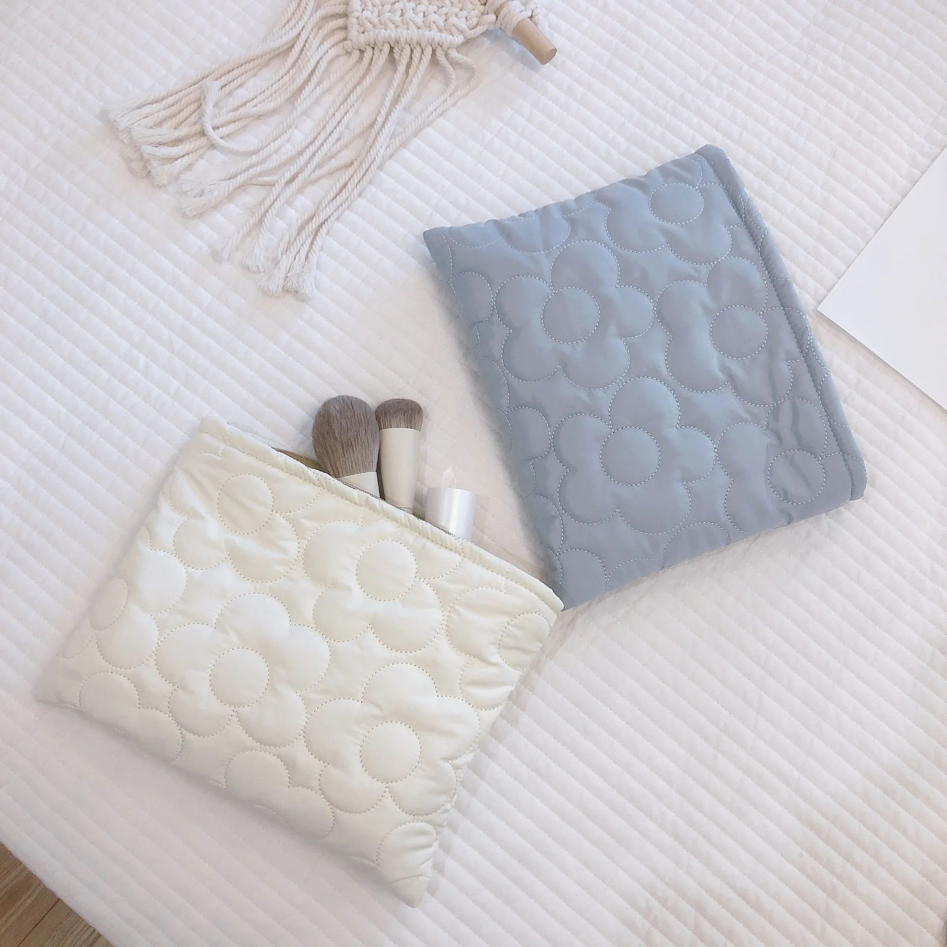 Korean Solid Color Quilted Makeup Bag Cute Floral Women's Comestic Case Zipper Travel Toilet Bag Beauty Case Inner Pouch Handbag