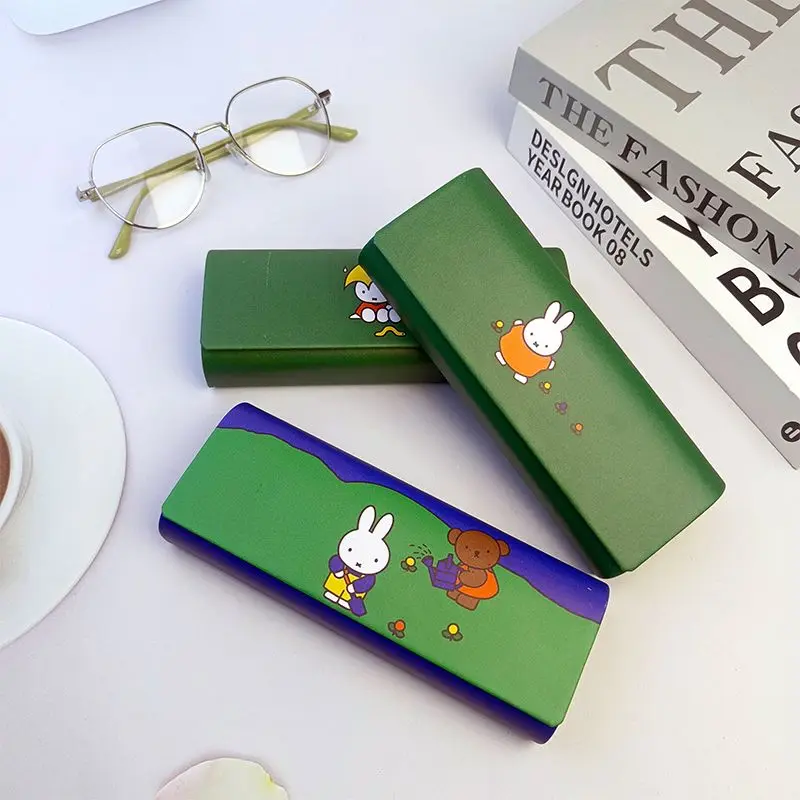 Kawaii Miffy Rabbit New Cartoon Glasses Box Green Portable Boys Girls' Children's Lightweight Glasses Storage Box Toys for Kids