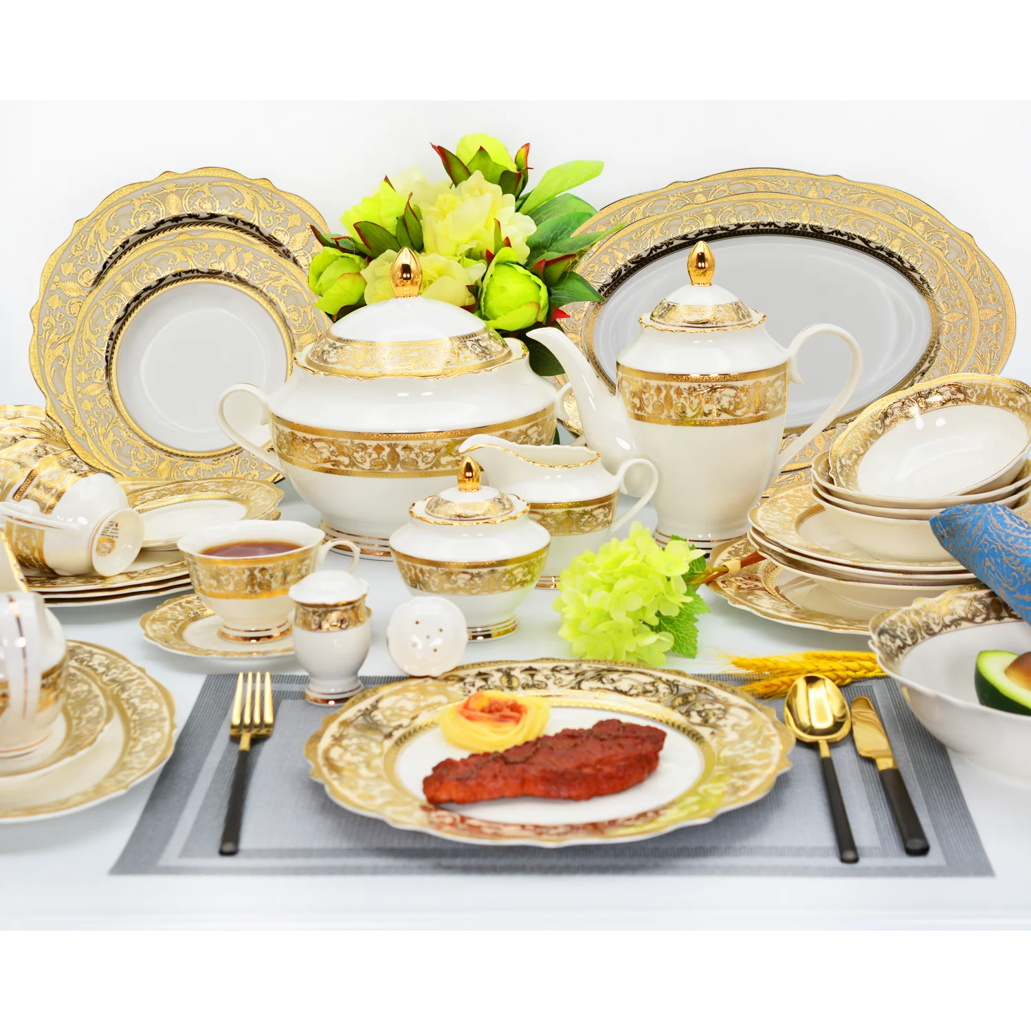 

Quick Shipping 98pcs Embossed Gold Decoration Tableware Royal Style Bone China Dinnerware Luxury Porcelain Dinner Sets