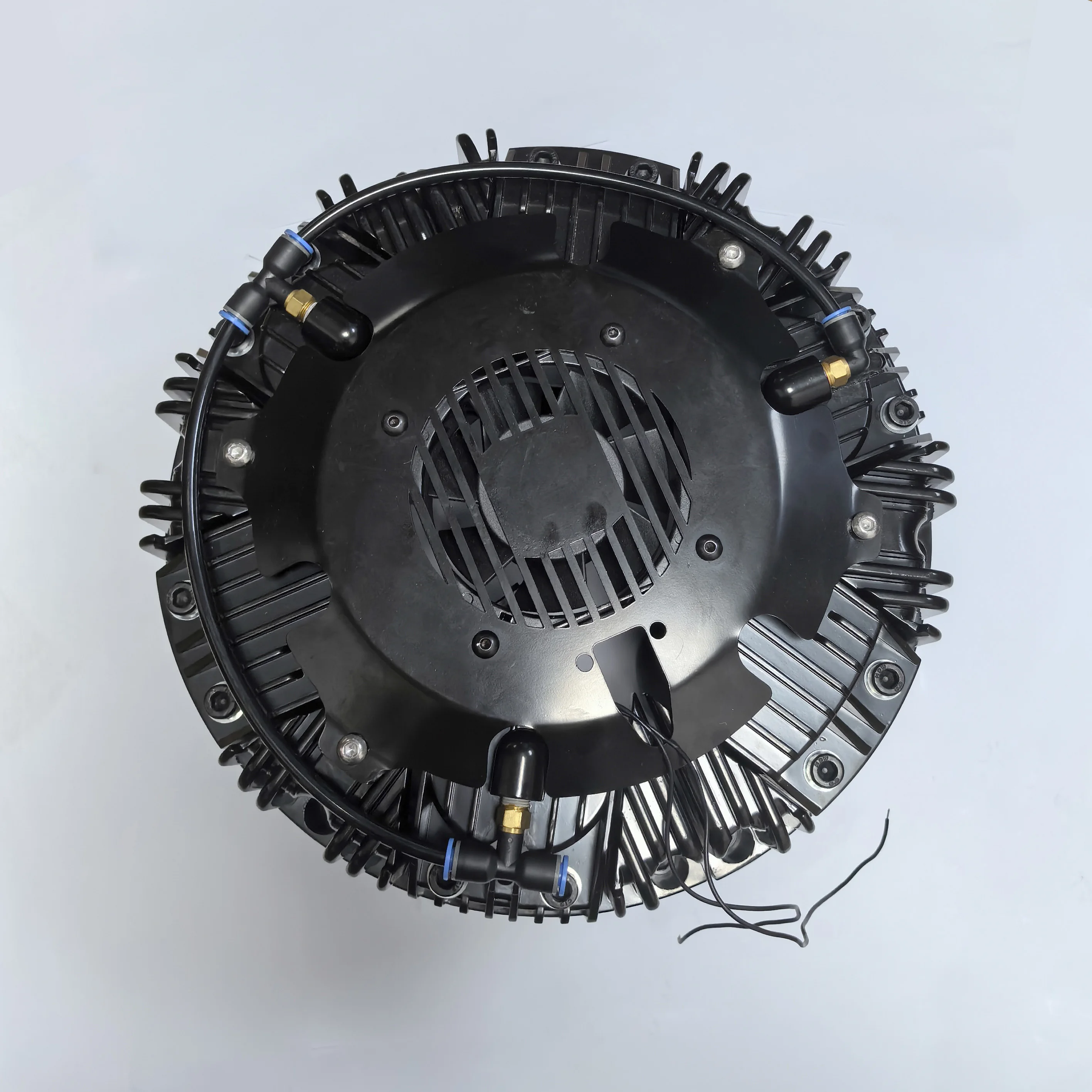 

Direct Supply From Source Cylinder Type Dedicated Disc Multi-Caliper Brake System Dust-Free Multi-Point Brake System