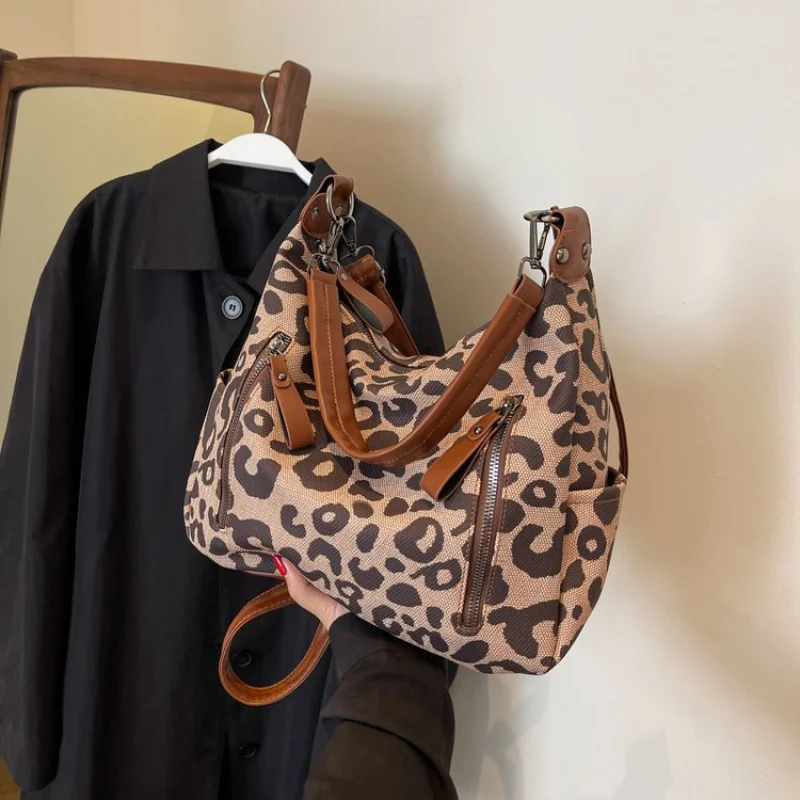 

Fashionable Ladies Messenger Bag Crossbody Leather Shoulder Handbags Women Luxury Brand Elegant Classic Durable Design