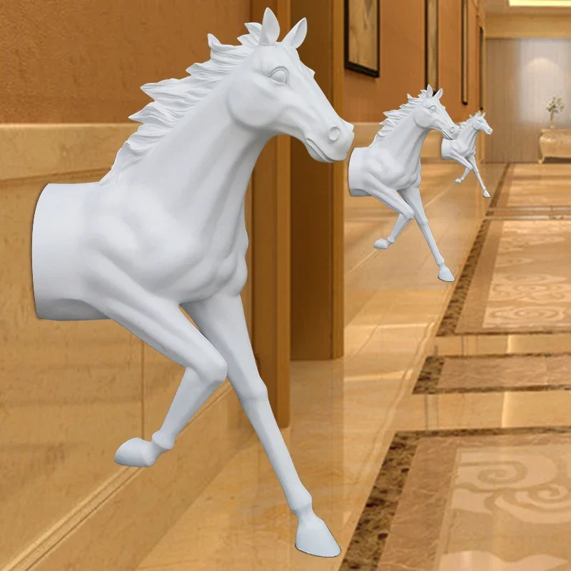FRP creative half-length horse sculpture ornament resin horse head courtyard club KTV hotel wall-mounted floor lamp