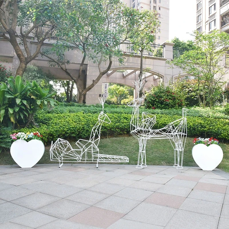 

Outdoor large-scale wrought iron violin hollow prop sculpture decorative ornament