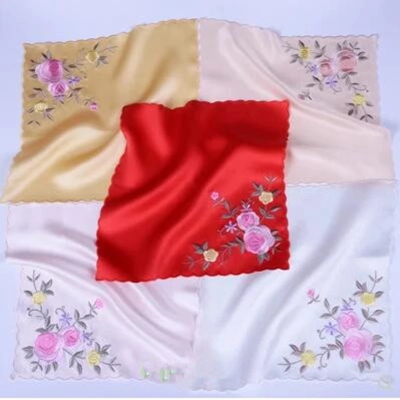 

Silk embroidery, wavy handkerchiefs, silk scarves, classic fashion embroidery, small gifts.