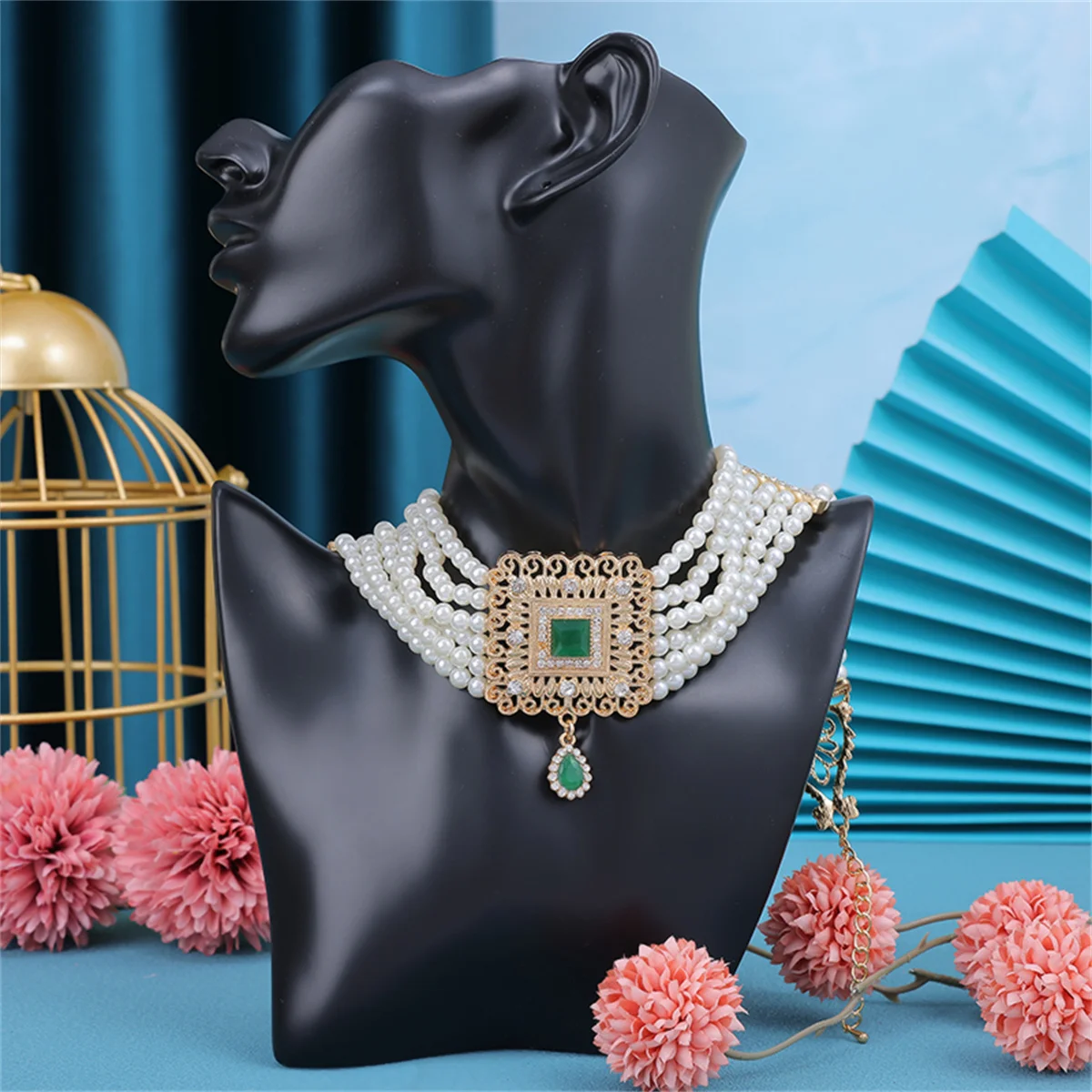 

Luxury women's necklace vintage style embellished with colorful rhinestones gorgeous and elegant wedding party accessory