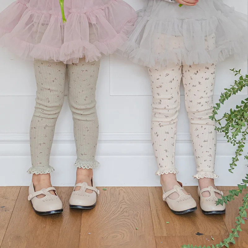 

2025 Spring Korean Girl Sweet Elastic Cotton Crushed Flower Bud Silk Edge Wholesale Girls' Slimming leggings