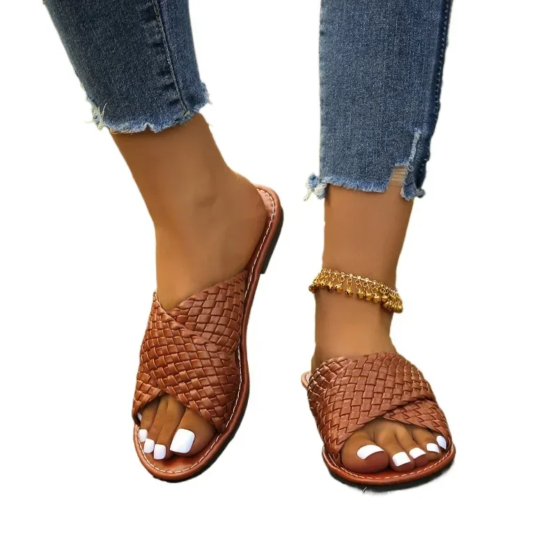 2025 رائجة البيع أحذية نسائية اللمحة تو المرأة النعال موضة حجم كبير النعال اليومية المرأة الصيف جولة تو نعال مسطحة