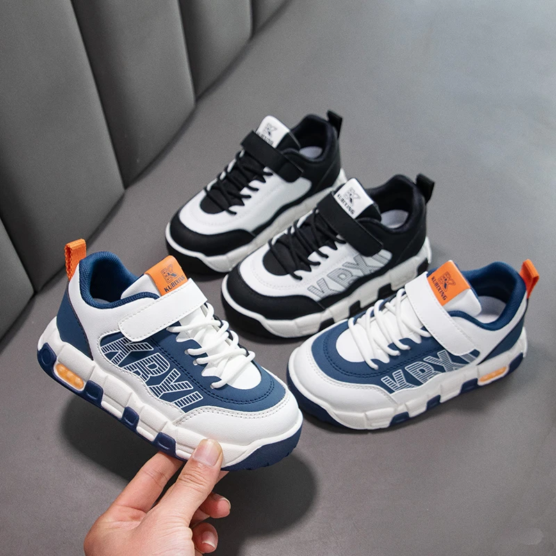 

Boys Fashion Versatile Sneakers 2026 New Spring Autumn Toddler Walking Shoes Soft Sole Comfort Trendy School Barefoot Trainers