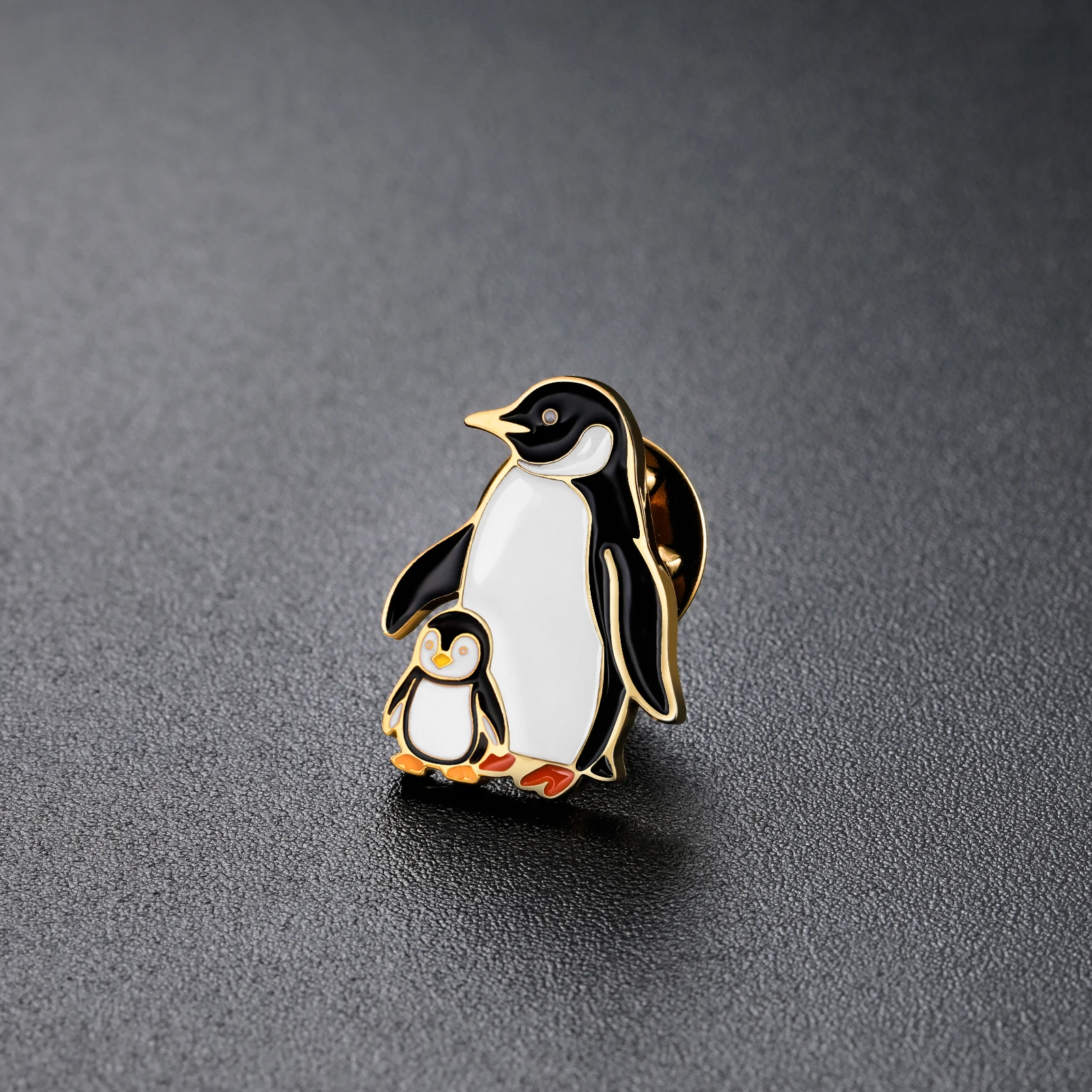 Dripping oil penguin brooch stainless steel metal badge animal penguin enamel brooch fashion shirt jacket accessories jewelry