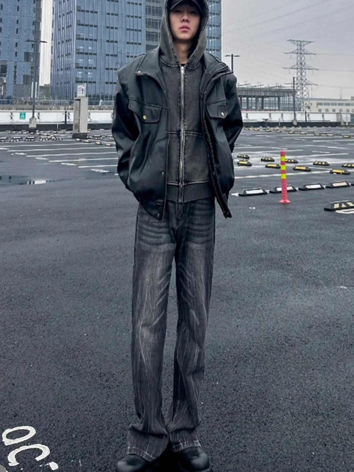 

Мужские джинсы Cleanfit прямого кроя в американском стиле High Street, слегка расклешенные, длинные брюки, стильные и качественные.