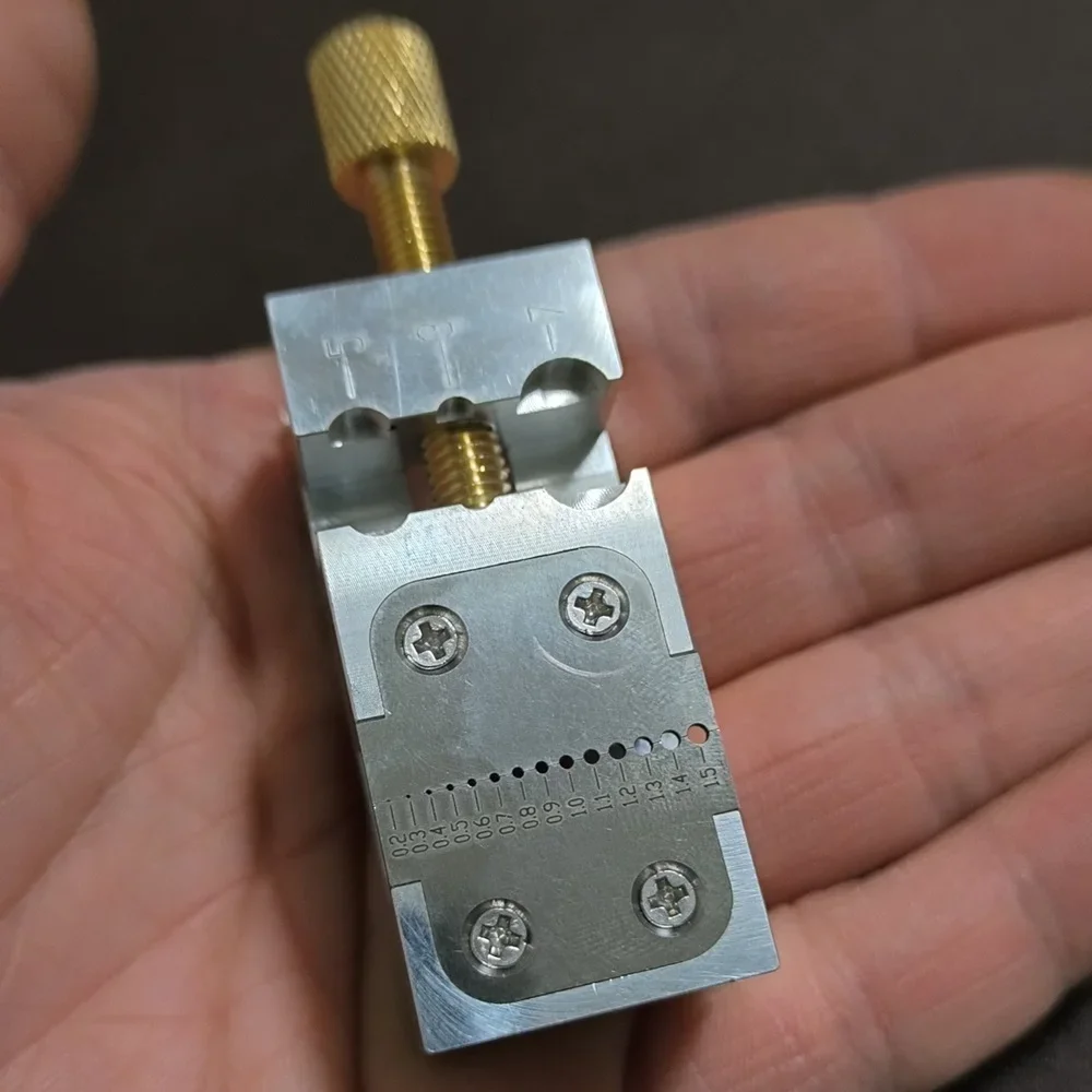 

Плоскогубцы из алюминиевого сплава, приспособление, зажим для трубки указателя, ручные тиски, инструмент для затяжки цанги для часов, инструмент для ремонта часов, держатель головки часов