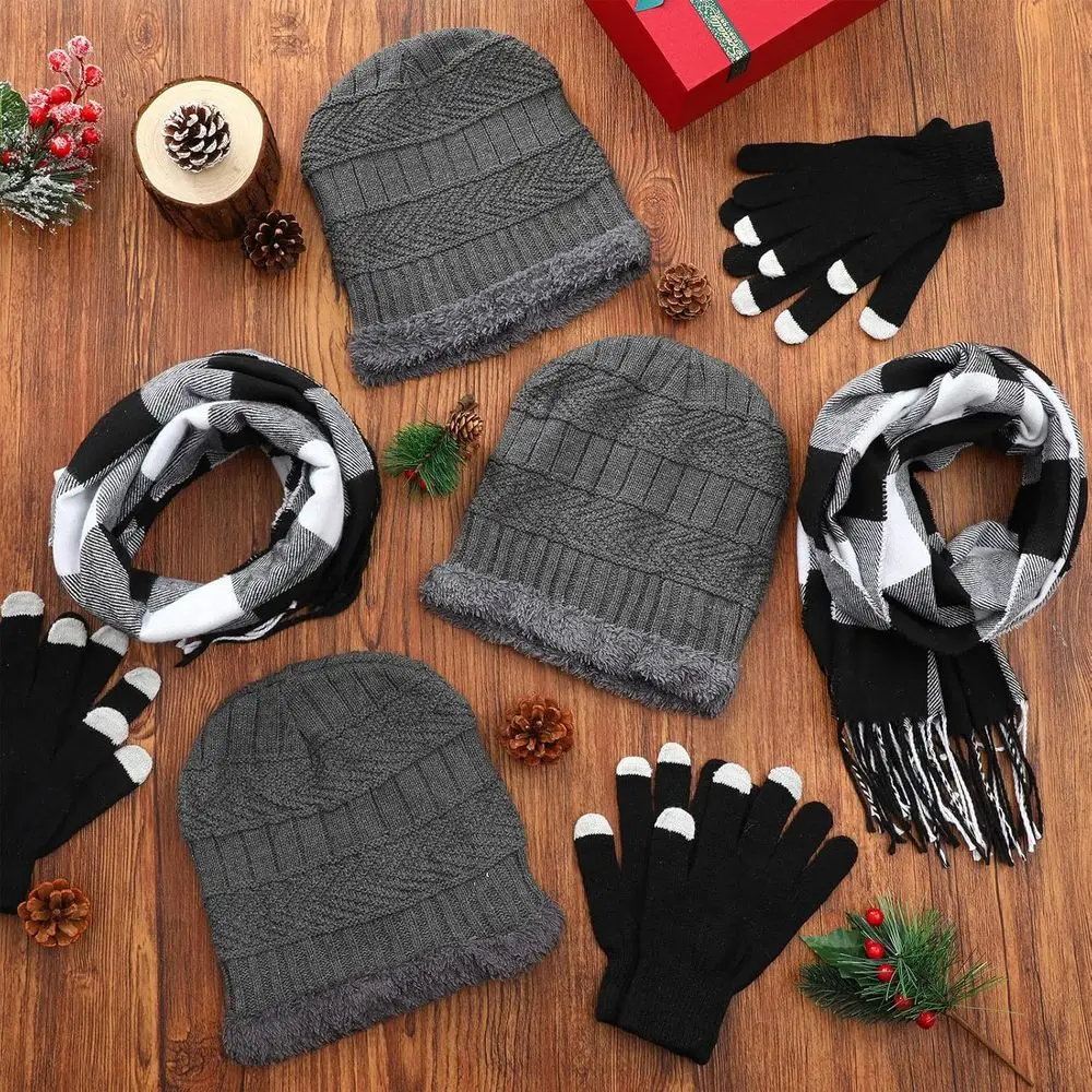 أساسيات الشتاء: مجموعة مكونة من 18 قطعة مع قبعات متماسكة وأوشحة منقوشة وقفازات تعمل باللمس لهدايا العطلات السائبة