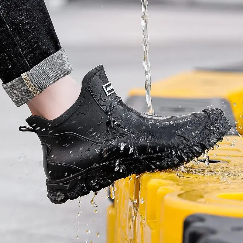 Fashionable Rain Boots for Men New Rainproof and Waterproof Shoes, Short Non-slip Casual Fishing Rubber Boots, Work Rubber Shoes