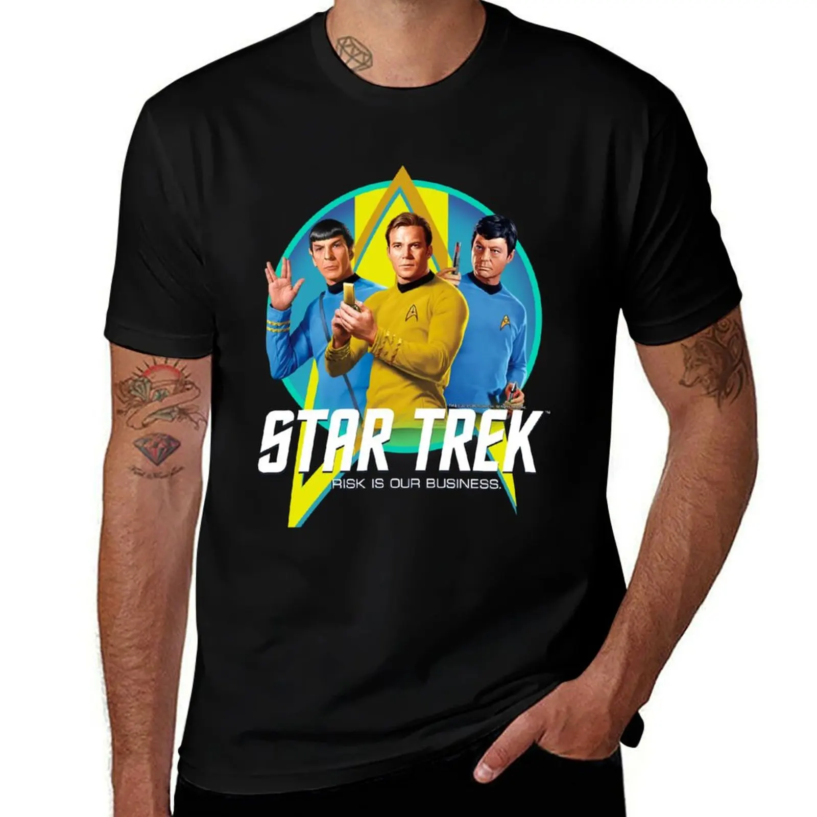 Star Trek Original Series Group Shot Retro Portrait Logo T-Shirt Casual Everyday Wear T-Shirt