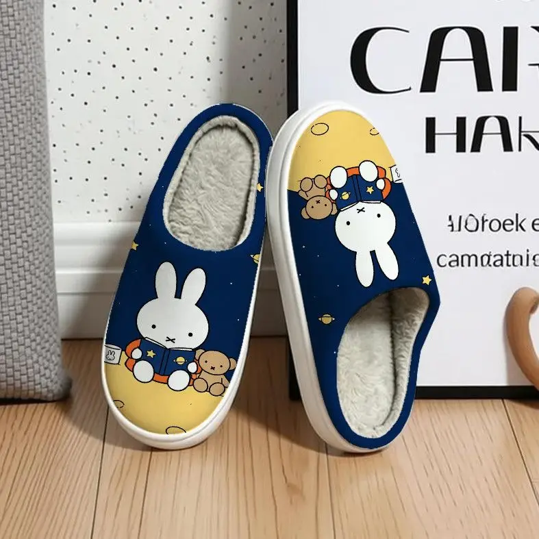Miffy Cartoon Niedliche Bedruckte Fleece-Verstärkte Baumwoll-Hausschuhe Kreativer Kawaii-Stil Süßer Mädchen-Stil Unisex Rutschfeste Warme Hausschuhe – Detail 6