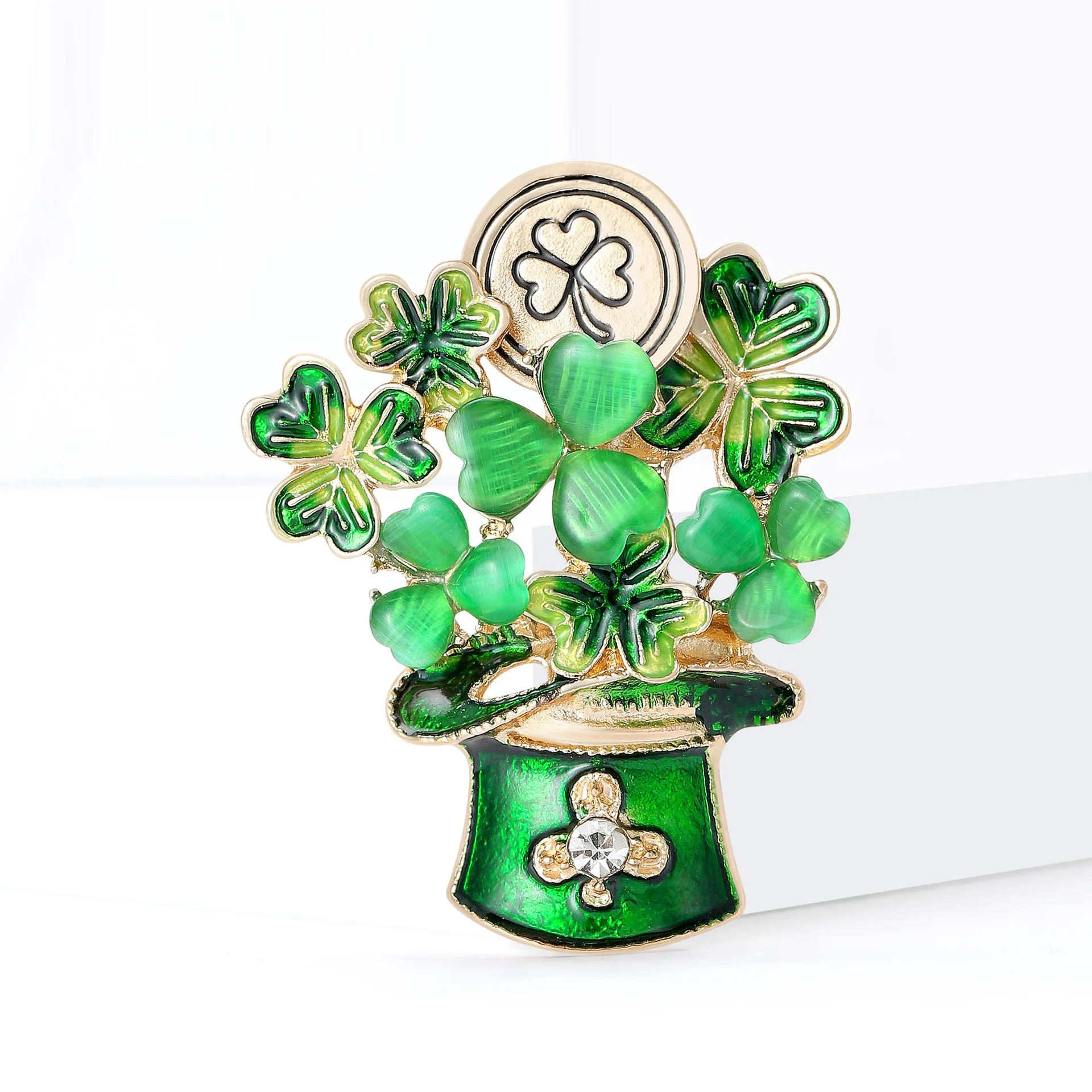 オパールシャムロックの葉のブローチ女性ユニセックスグリーンエナメルポットクローバーの葉植物パーティーオフィスブローチピンギフト
