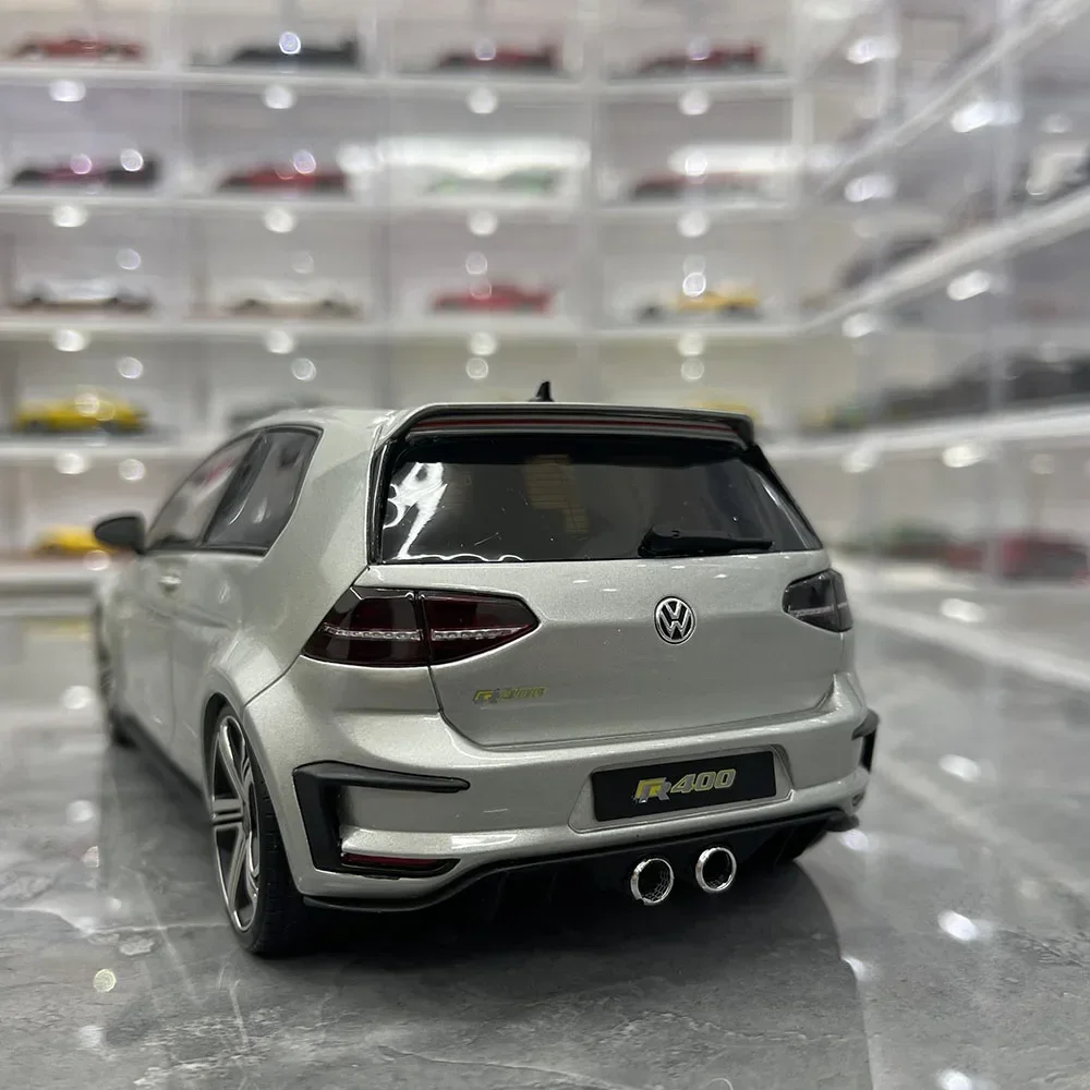 Material 1:18 Scale FOR Volkswagen Golf 7th Generation A7 R400 Simulation Resin Static Model Fans Collection Home Decoration