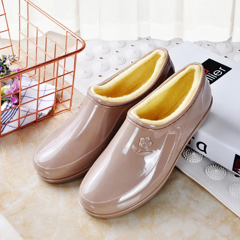 Rubber shoes Labor protection Low drum rain shoes Women\'s Anti slip plush cotton rain boots Adult kitchen warmth Autumn winter