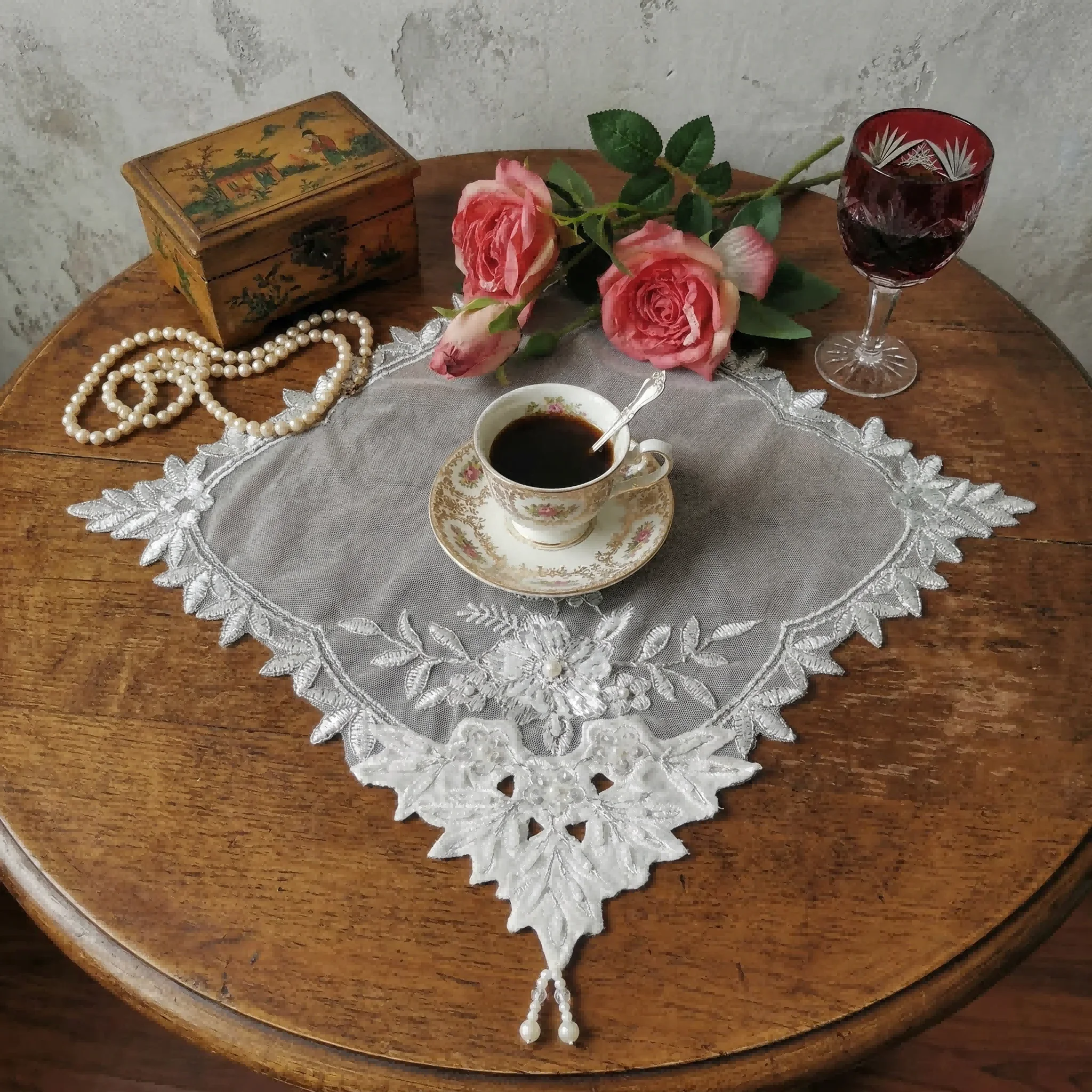 4pcs Placemats Set Handmade Beaded Plate Mat Vintage Lace Napkins Birthday Decor Wedding Banquet Table Decor