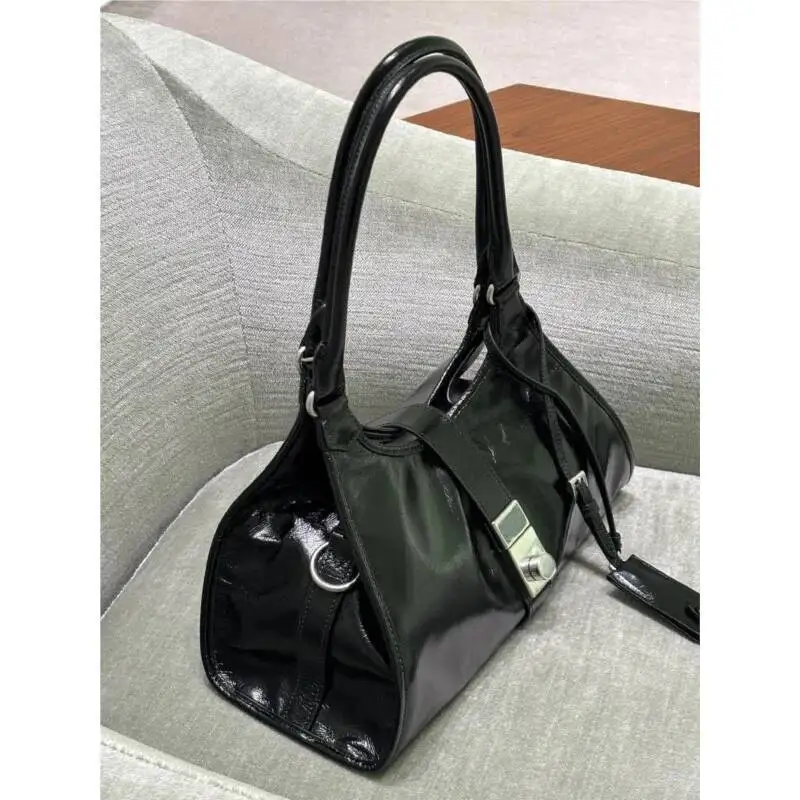Bloom Vintage Black Shoulder Bags Women Retro New Pu Leather Large Capacity Underarm Bag Female Fashionable Y2k Handbag Purse
