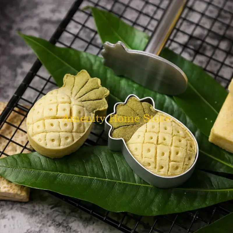 F26C Biscuit Cutter Pressing Molds Set Stainless Steel Fruit Cheese Sandwiches Make