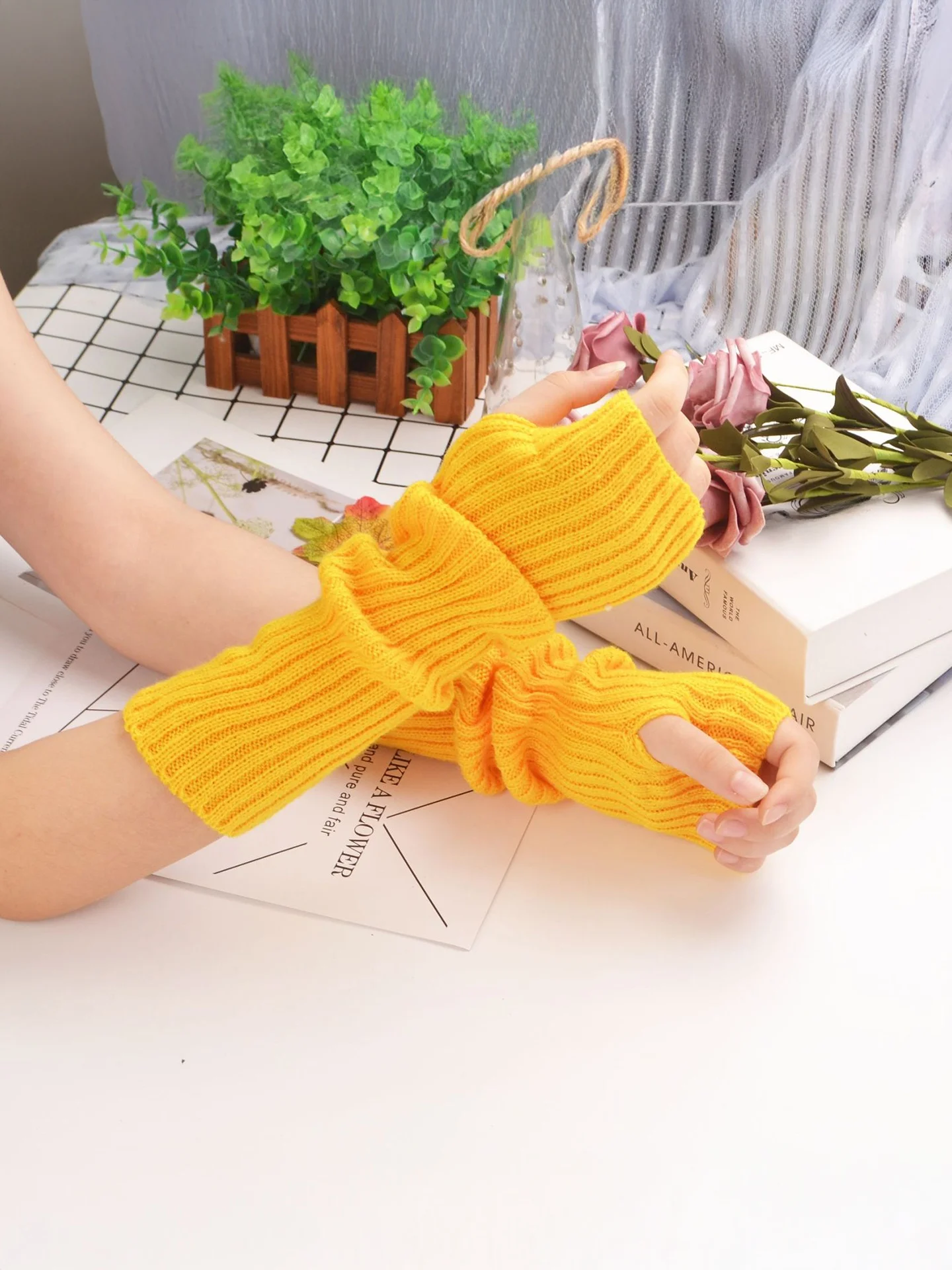 Fashionable Knitted Sun Protection Sleeve Covers Women's Mid-Length Warm Winter Arm Covers Stylish Knit Gloves JIFANPAUL Brand