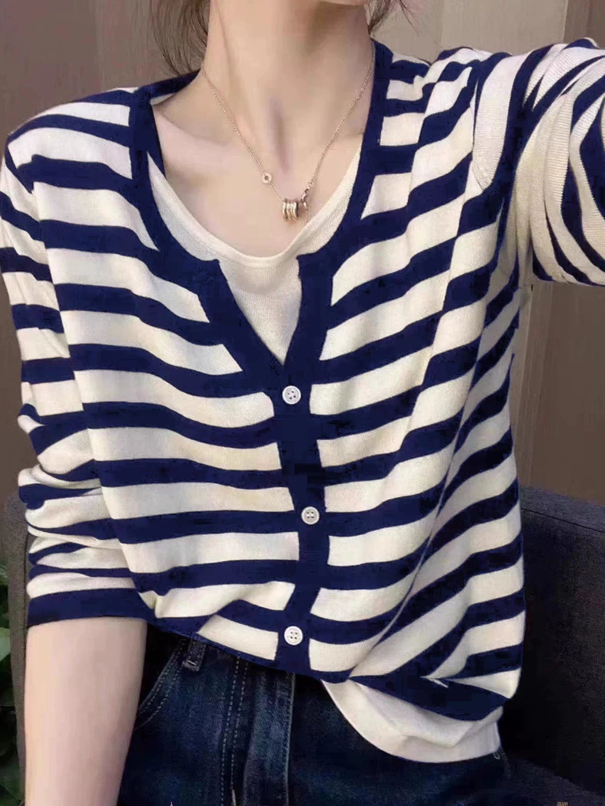 

Women fake two piece Cashmere Sweater Pullover Fashion Knitwear Long sleeve striped Cashmere Sweater Women