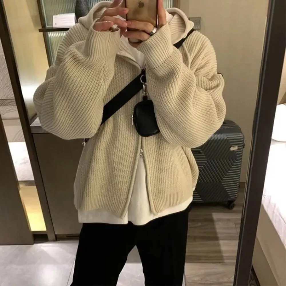 เสื้อแจ็คเก็ตผู้ชายสีพื้นมีฮู้ด แขนยาว สไตล์อเมริกันย้อนยุค แฟชั่นสตรีท ทรงหลวม สบายๆ  แบบใหม่ล่าสุดสำหรับฤดูใบไม้ร่วง