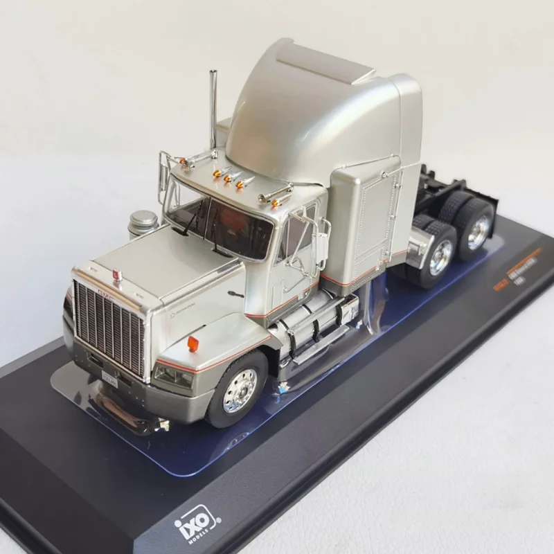 IXO Diecast 1:43 Scale GMC General 1988 Tractor Truck Alloy Simulation Car Model Collectible Souvenir Holiday Gift Display
