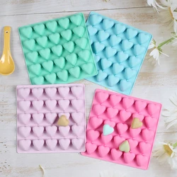 Three-dimensional Heart-shaped Chocolate Silicone Mold Ice Grid Mold Mousse Soft Candy Baking Mold