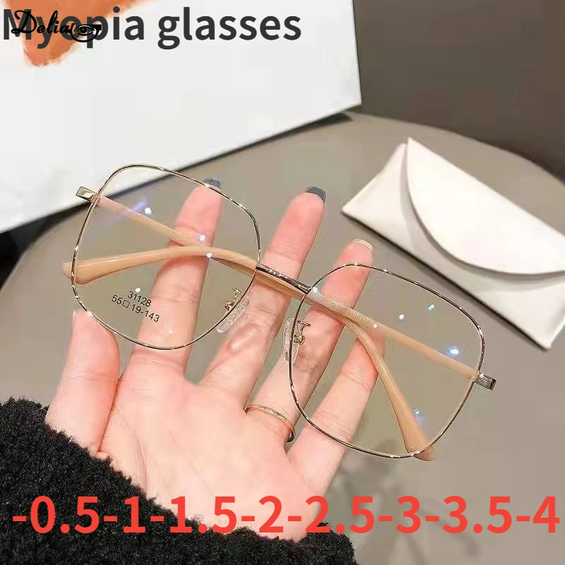 Anti Blue Light Myopia Glasss Fashion Women Men Metal Frame Myopic Eyeglasses Computer Nearsighted Eyewear Diopters 0~-600