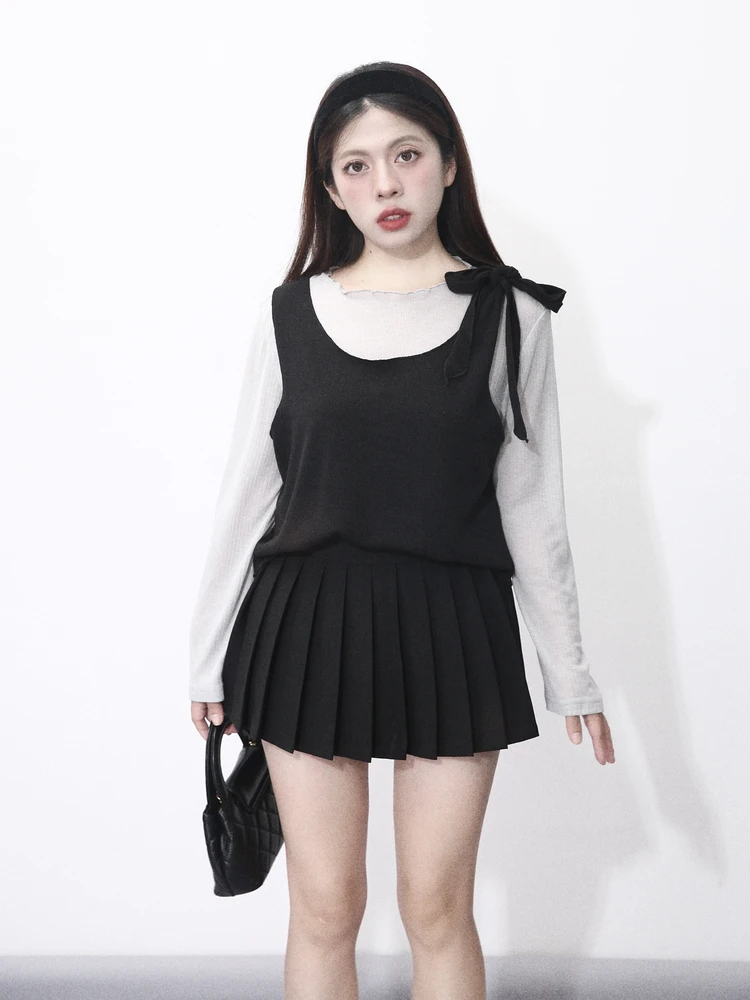

Large Eye Irregular Knot Strap Knitted Sweater Skin-friendly Base irt Two-piece Set Soft Korean Sle Nylon Fabric