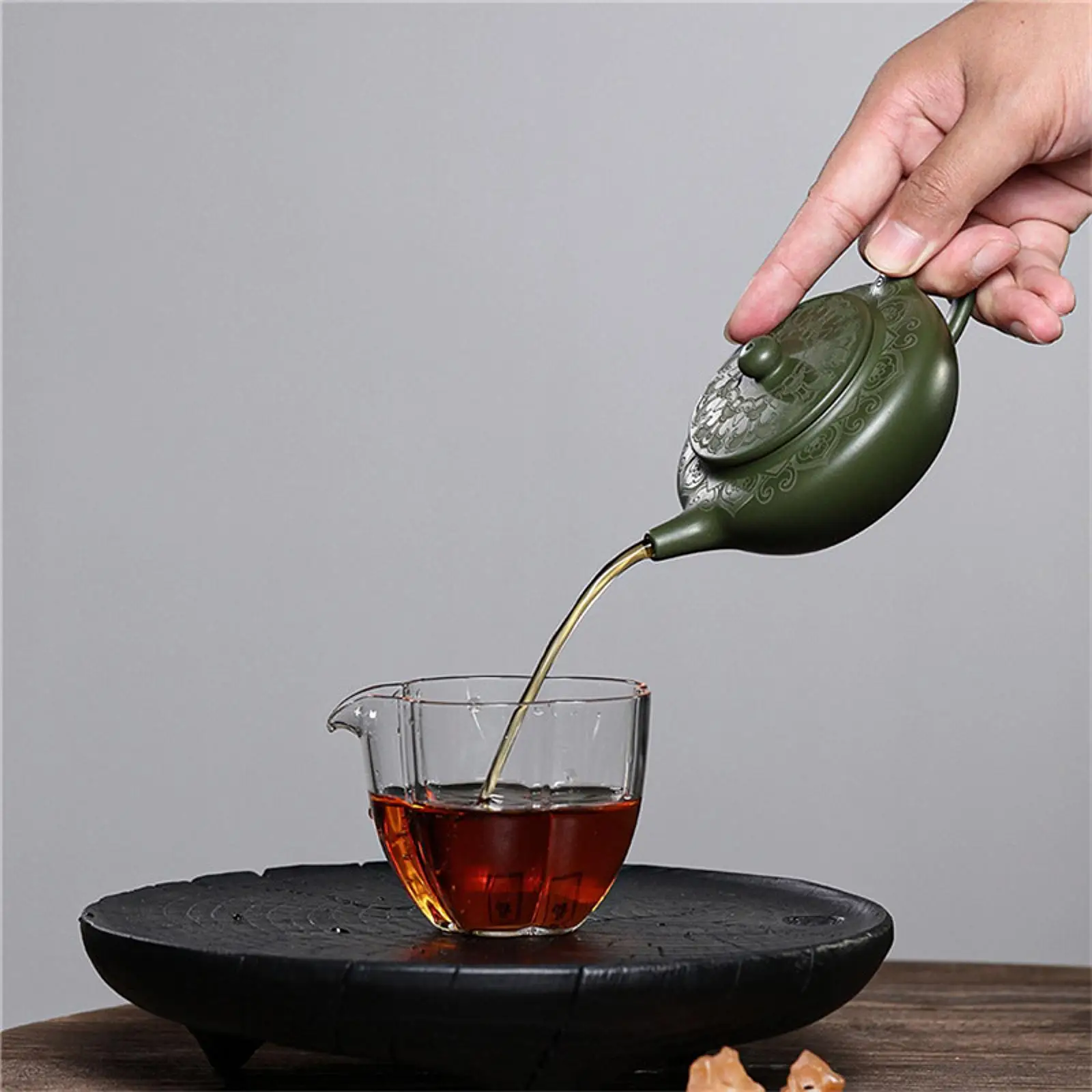 Chinese Purple Clay Teapot with Lid Party Favor Portable Kung Fu Tea Pot for Office Restaurant Farmhouse Dining Room Wedding
