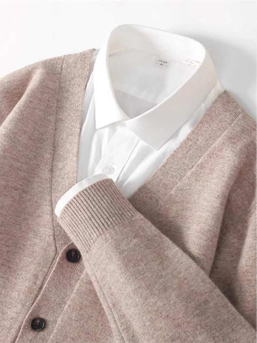 

Весенняя новинка: Мужской кардиган из 100% шерсти с V-образным вырезом на пуговицах, свободный повседневный вязаный свитер-жакет