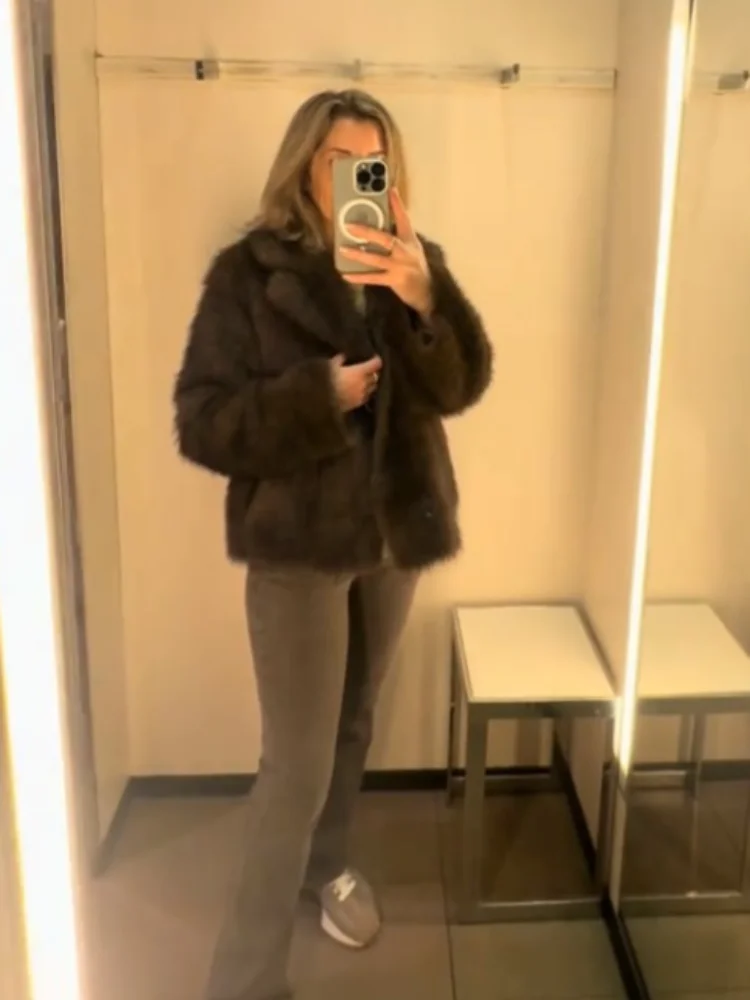 الرجعية فو الفراء المرأة معطف الحضرية رشاقته التلبيب كم طويل واحدة الصدر الإناث أبلى 2025 الخريف الشتاء شيك سترة حريمي جديد