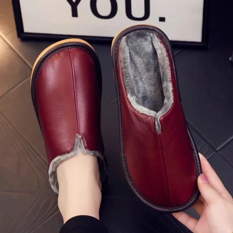 

Новые зимние хлопковые тапочки из воловьей кожи, плюшевая домашняя обувь, высококачественные водонепроницаемые домашние тапочки для спальни для мужчин и женщин