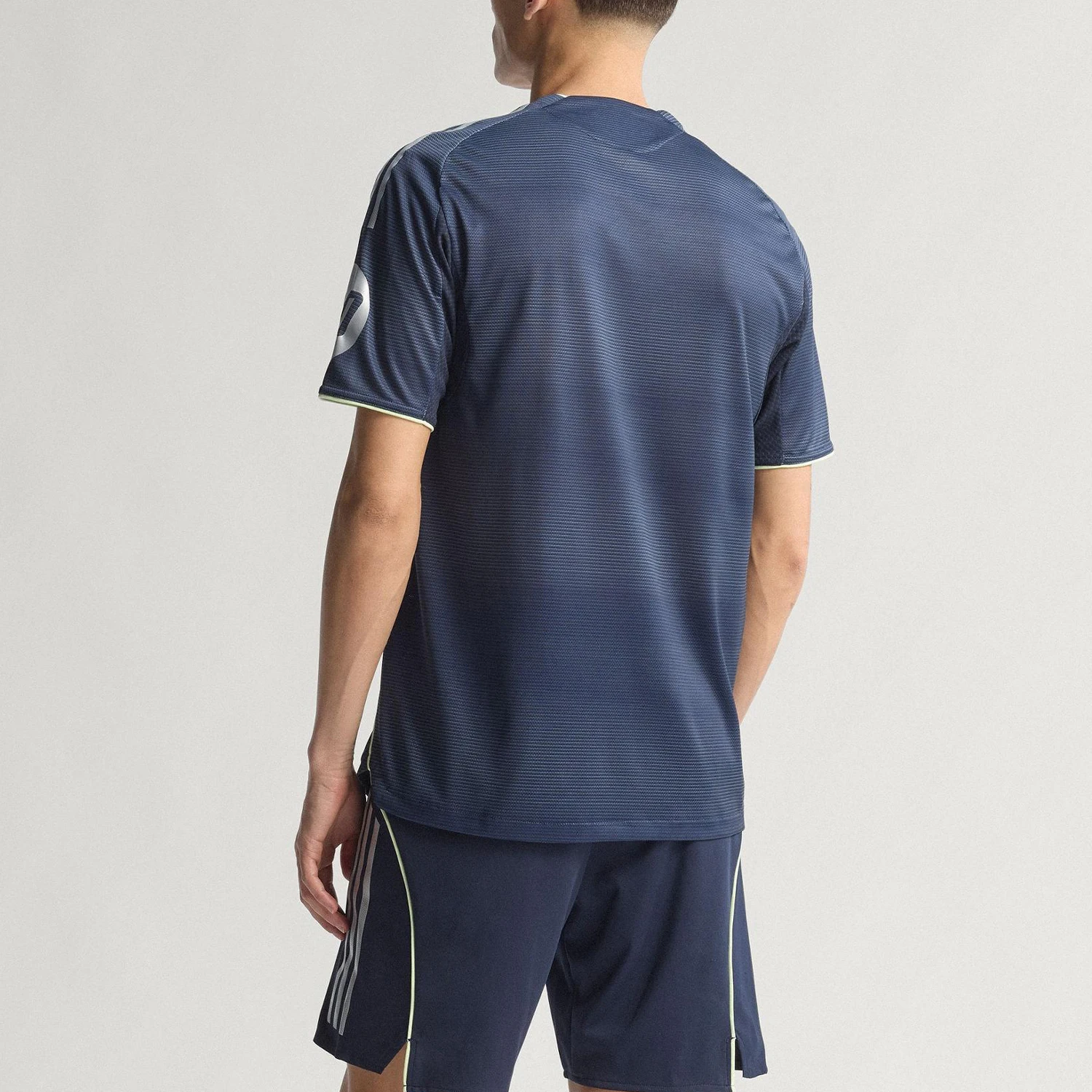 Adidas genuine summer men's slim fit round neck competition short sleeved shirt JV5920