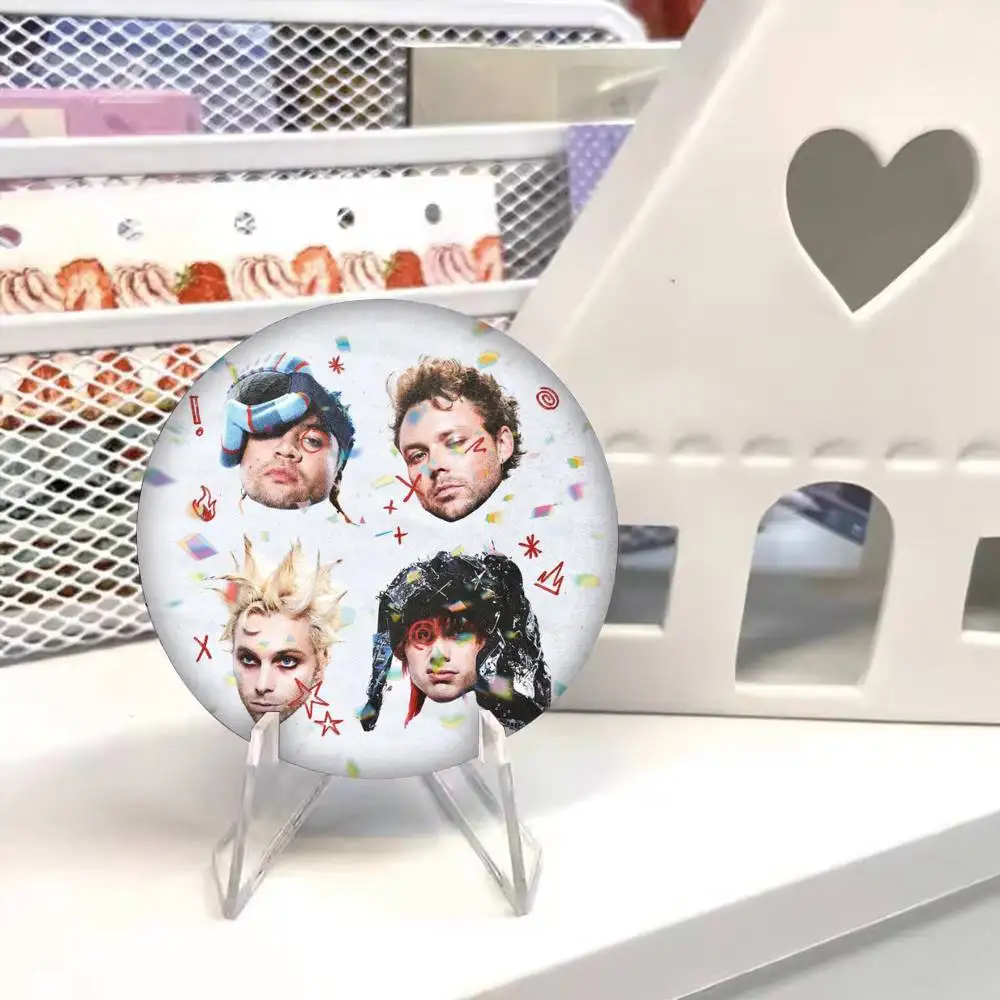 5-Seconds of S-Summers 5SOS 25 32 44 58 75mm Badges Personalized Round Brooches Pins Accessory Gift