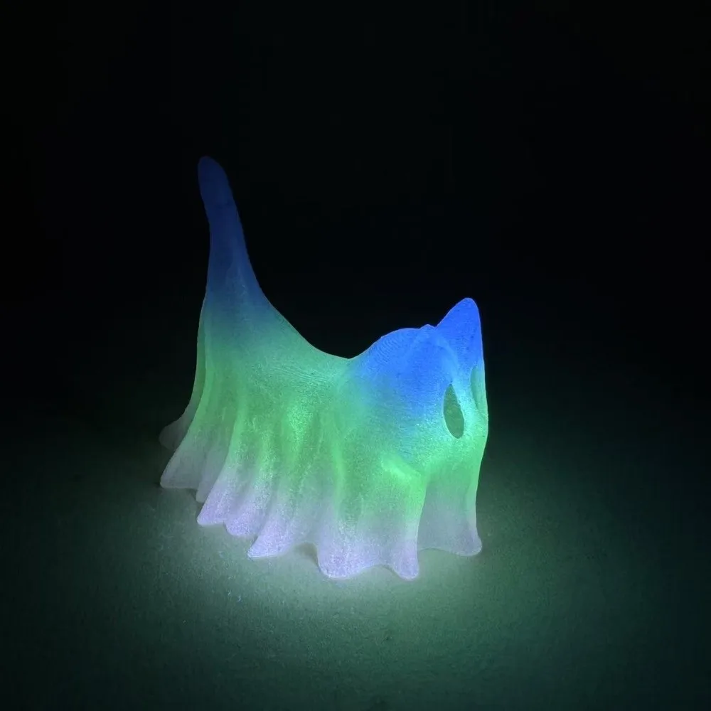 3PCS/SET Funny Halloween Cat Figurines Glow-in-the-Dark Plastic Material Ghostly Cats Miniature Unique Design