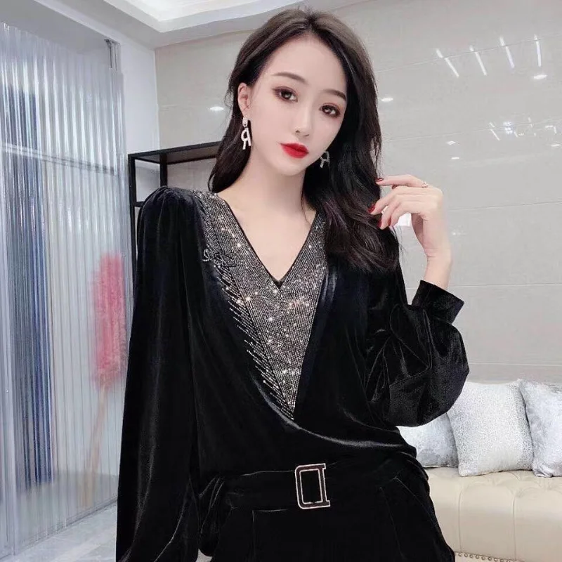 Glitter allentato t-shirt donna primavera scollo a V Streetwear abbigliamento autunnale strass paillettes Casual donna Tshirt Top Kpop elegante nuovo