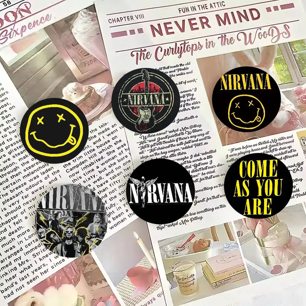 Fashion Brooches Popular Badge Jacket Jeans Lapel Pin Gift Accessorie Bnad N-NirvanaS Cool logo
