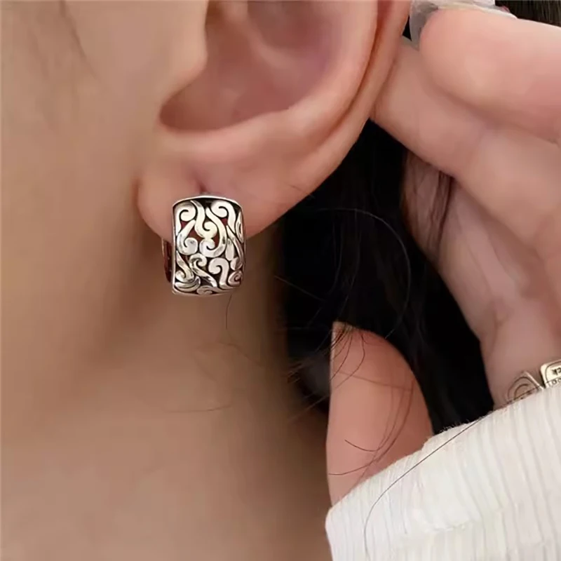 Mewanry Prevent Allergy Hollow Cloud Pattern Hoop Earrings For Women Girls Fashion Elegant Ethnic Vintage Daily Party Jewelry