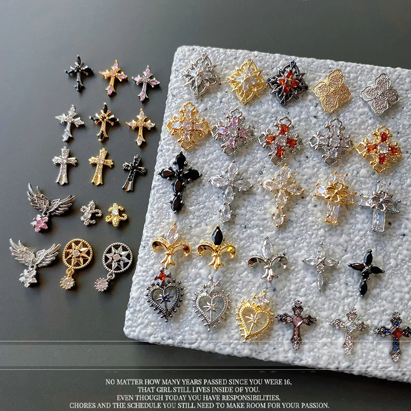 

10pcs Retro Punk Dark Love Zircon Light Luxury Cross Nail Art Decorations Halloween Design for Fashionable Manicures