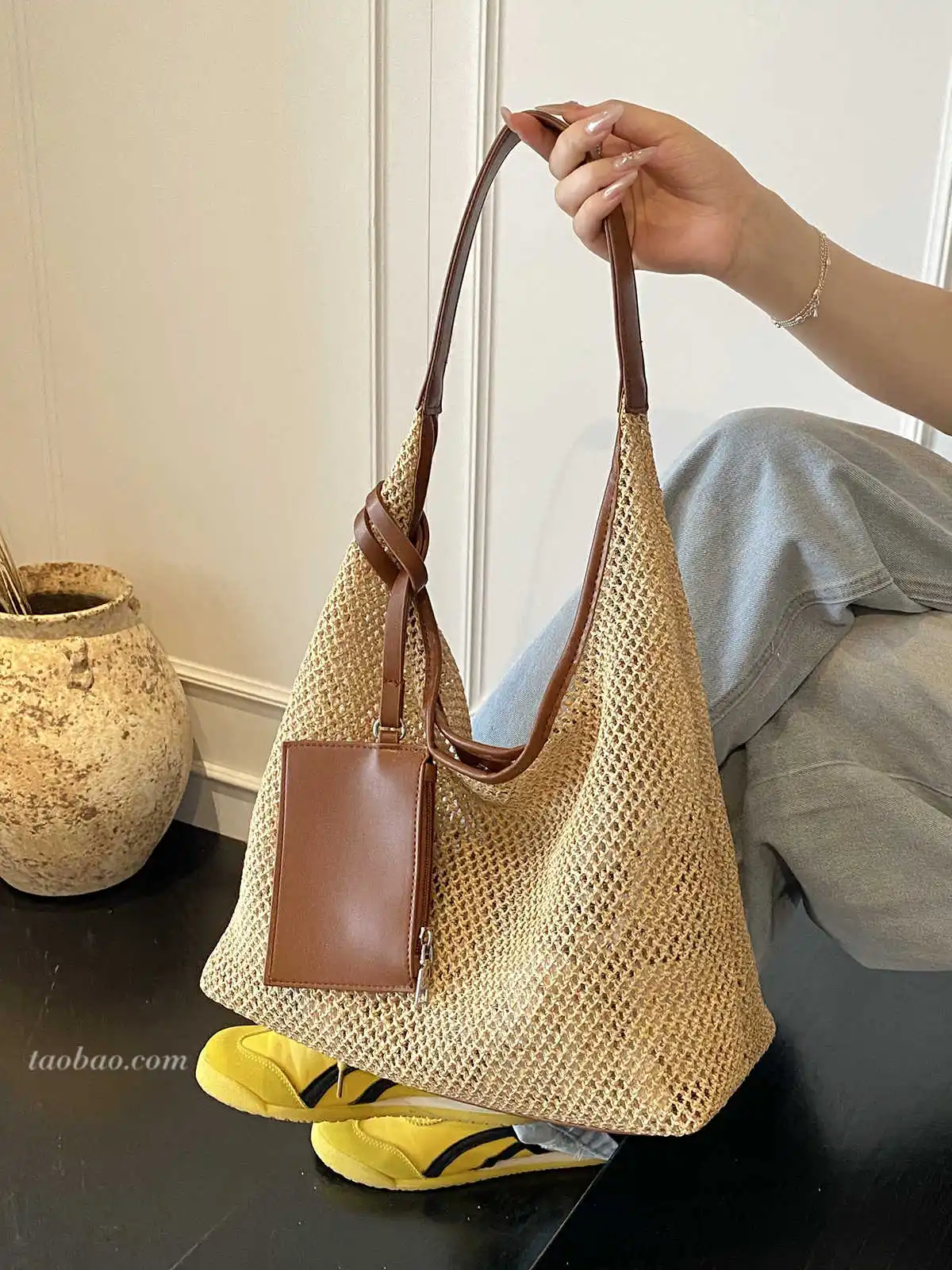 

Fashion Niche Straw Tote Bags Women Summer New Large Capacity Versatile Commute One Shoulder Bags Vacation Style Beach Bags