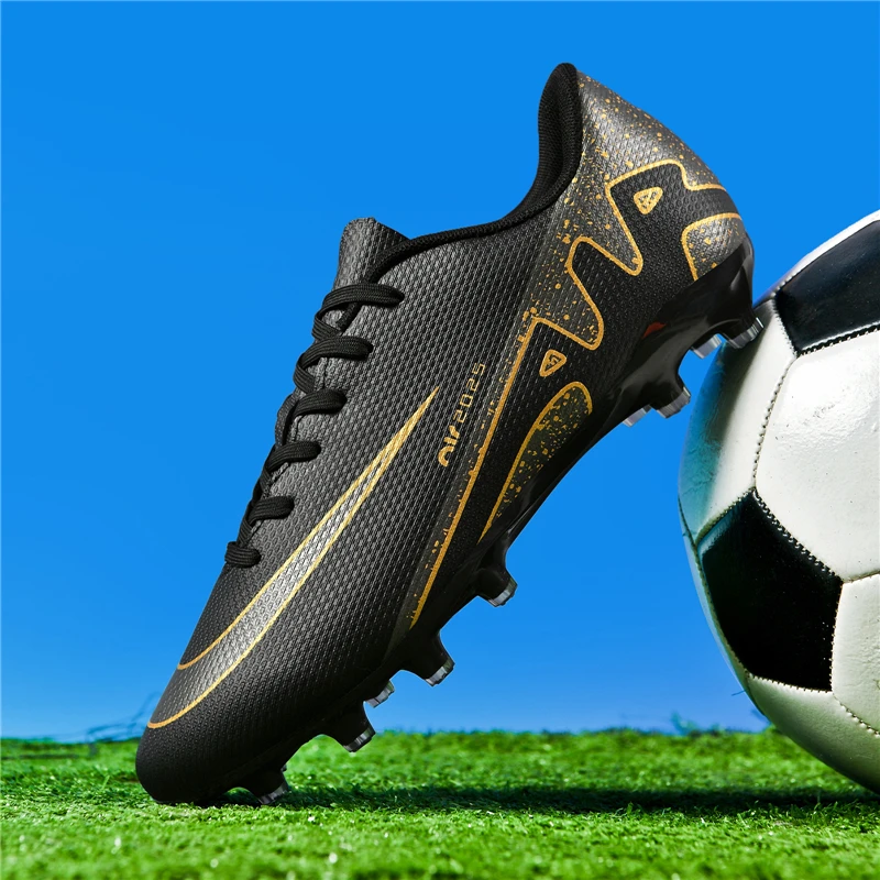 New Hot Sale Ultralight Soccer Shoes Cleats Men Breathable Indoor Football Boots Long Spikes Sneakers Training Drop Shipping