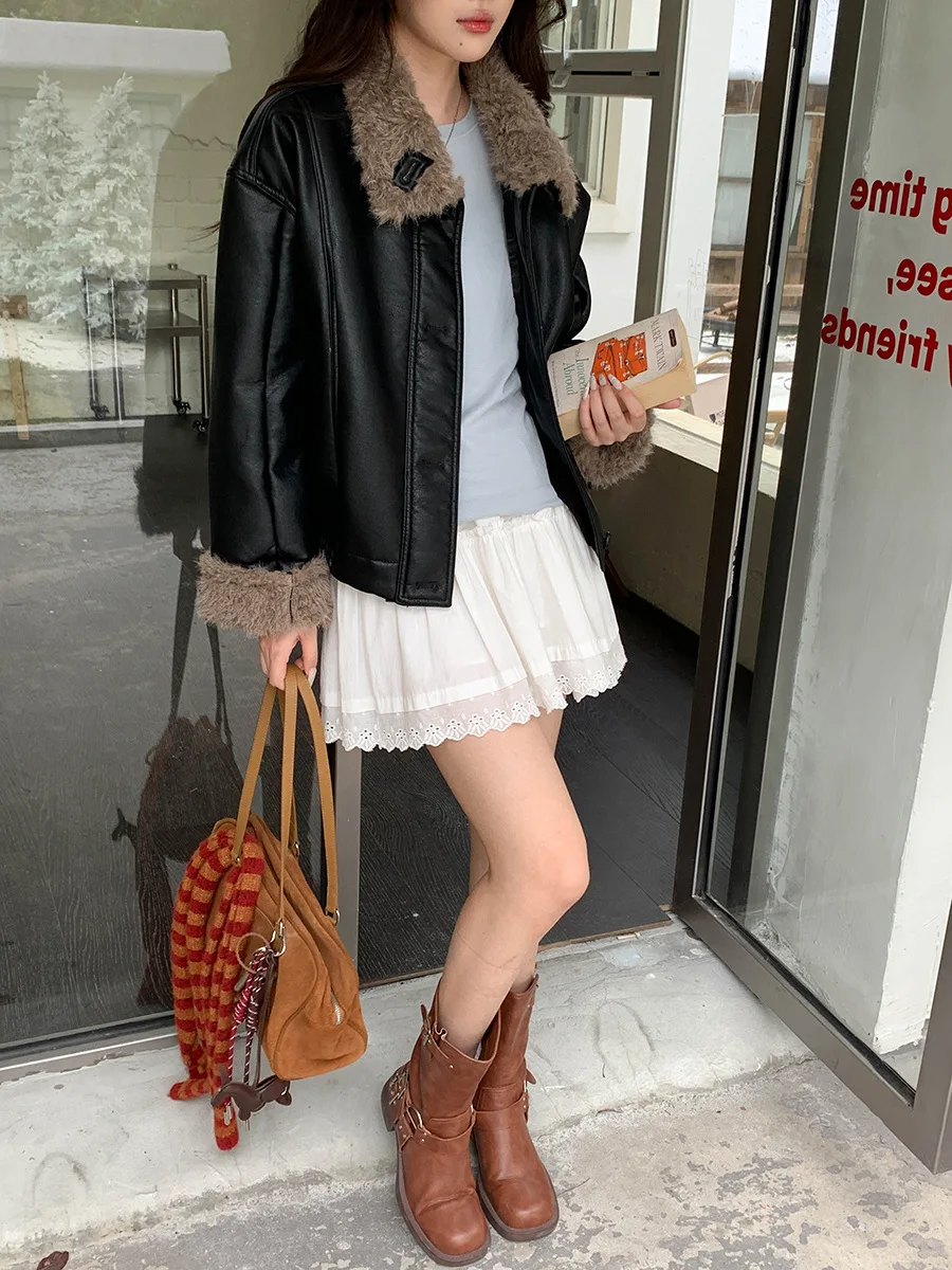 سترة نسائية من جلد البولي يوريثان ريترو شتاء 2025 معطف كاجوال بأكمام طويلة ملابس خارجية كلاسيكية أنيقة