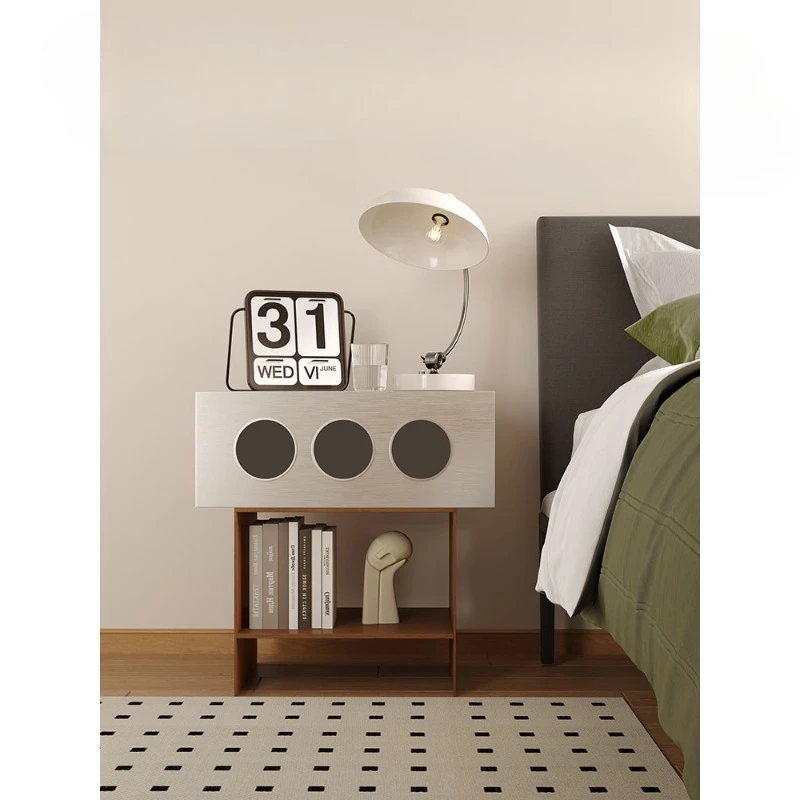 

Средневековая прикроватная тумбочка, новая легкая, роскошная, элитная прикроватная тумбочка для спальни, альтернативная креативная маленькая квартира, диван, сторона нескольких